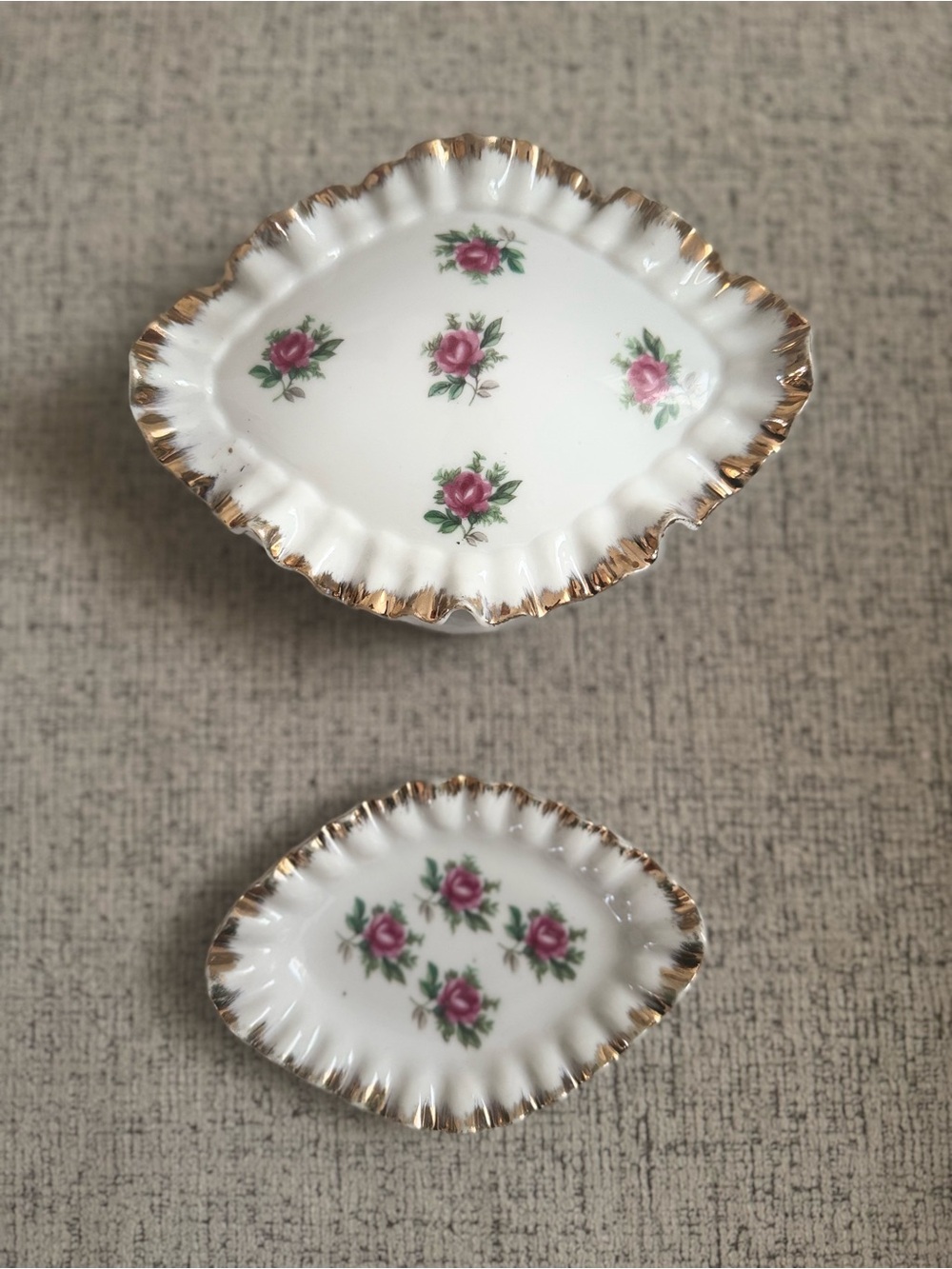 White and Pink Rose Porcelain Decorative Trinket Box and Trinket Plate